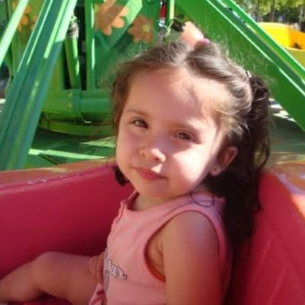 Meet your Posher, Cristina